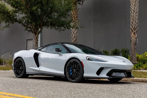 
           
        2023 McLaren GT