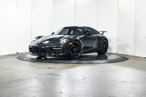 
           
        2024 Porsche 911