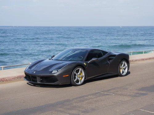 
           
        2016 Ferrari 488 GTB