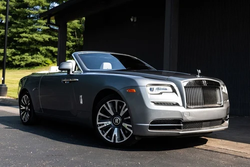 
           
        2017 Rolls-Royce Dawn Base
