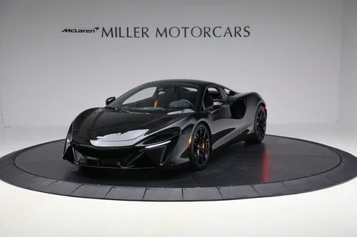 
           
        2023 McLaren Artura