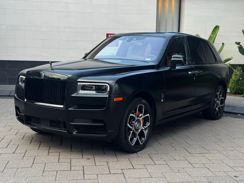 
           
        2023 Rolls-Royce Black Badge Cullinan