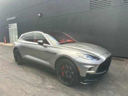 
           
        2025 Aston Martin DBX 707
