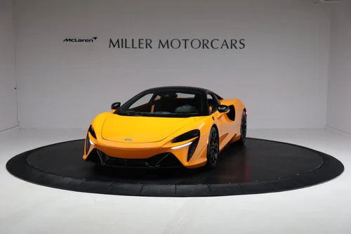 
           
        2024 McLaren Artura Performance
