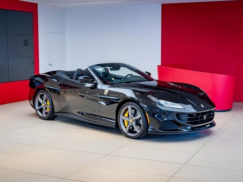 
           
        2023 Ferrari Portofino Base