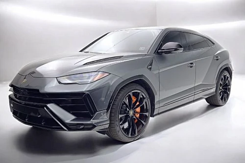 
           
        2024 Lamborghini Urus