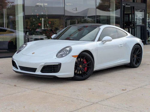 
           
        2017 Porsche 911 Carrera 4S