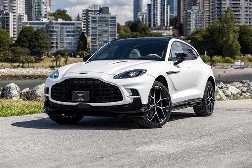 
           New 
        2025 Aston Martin DBX707 V8