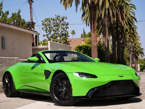
           
        2021 Aston Martin Vantage