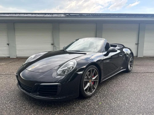 
           
        2017 Porsche 911 Carrera 4S