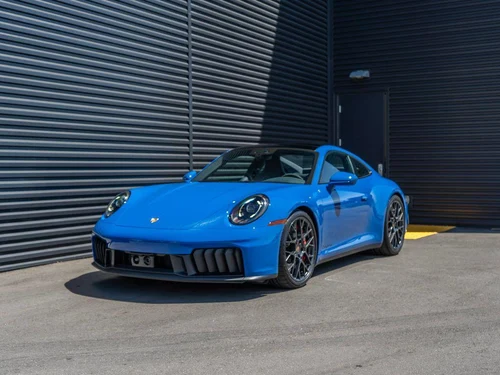 
           
        2026 Porsche 911 Carrera GTS