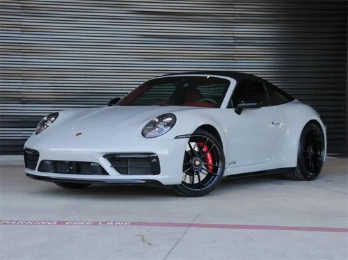 
           
        2022 Porsche 911