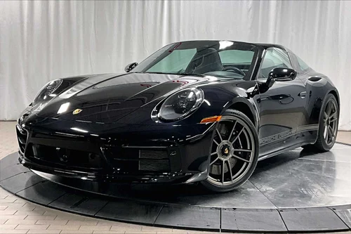 
           
        2023 Porsche 911