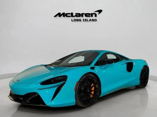 
           
        2025 McLaren ARTURA