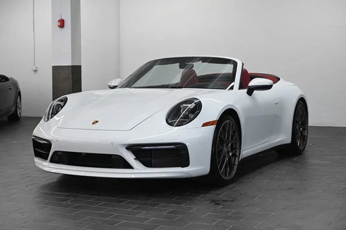 
           
        2022 Porsche 911