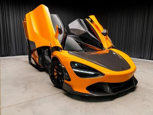 
           
        2018 McLaren 720S Base