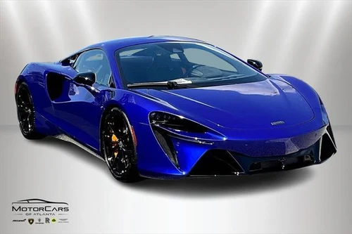 
           
        2025 McLaren Artura