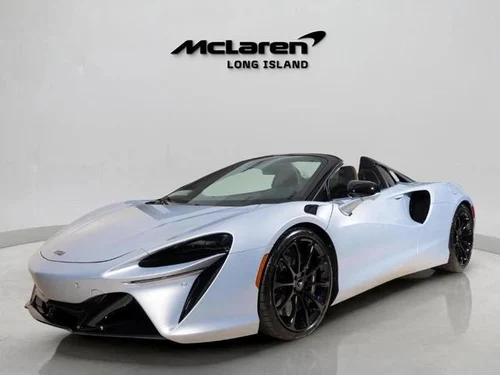 
           
        2026 McLaren Artura