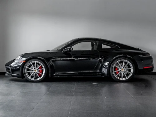 
           
        2024 Porsche 911 Carrera 4S