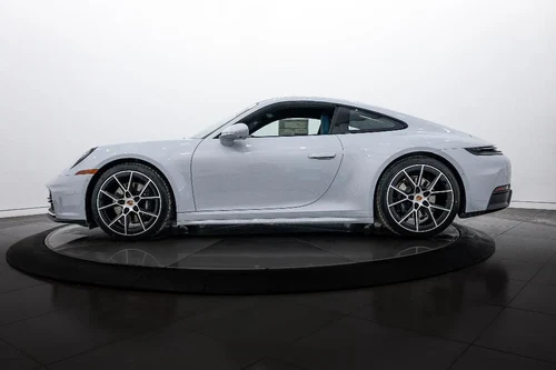 
           
        2026 Porsche 911 Carrera