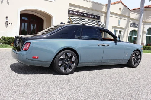 
           
        2023 Rolls-Royce Phantom Base