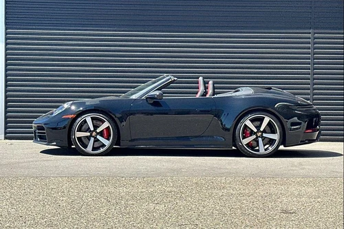 
           
        2026 Porsche 911 Carrera 4S Cabriolet