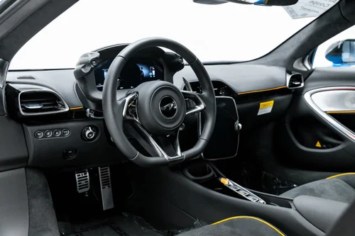 
           New 
        2025 McLaren Artura Base