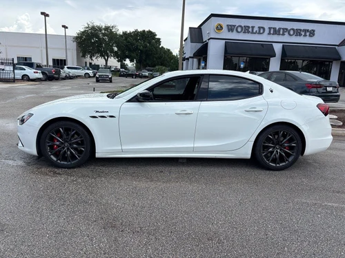 
           
        2022 Maserati Ghibli Modena