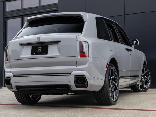 
           New 
        2026 Rolls-Royce CULLINAN BLACK BADGE