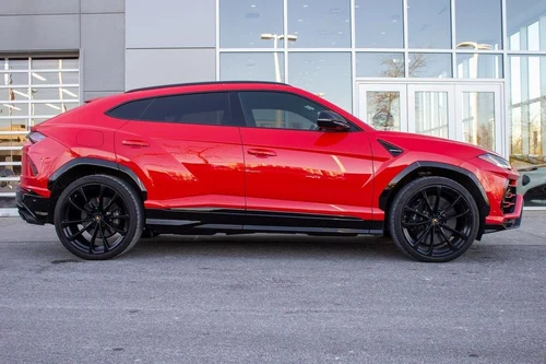 
           
        2020 Lamborghini Urus