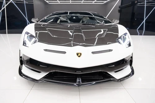 
           
        2019 Lamborghini Aventador SVJ