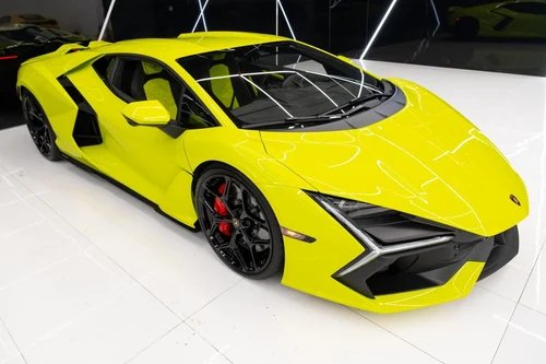 
           
        2024 Lamborghini Revuelto