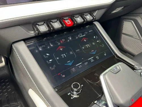 
           
        2025 Lamborghini Urus SE