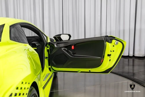 
           
        2022 Lamborghini Huracan STO