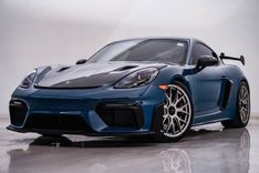 Porsche 718 Cayman GT4 RS