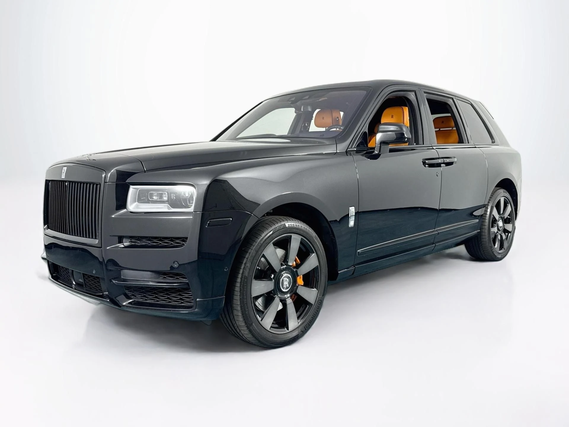 mph000_1002021134_Used_2020_Rolls_Royce_Cullinan_1791412677_e7109cd4f3