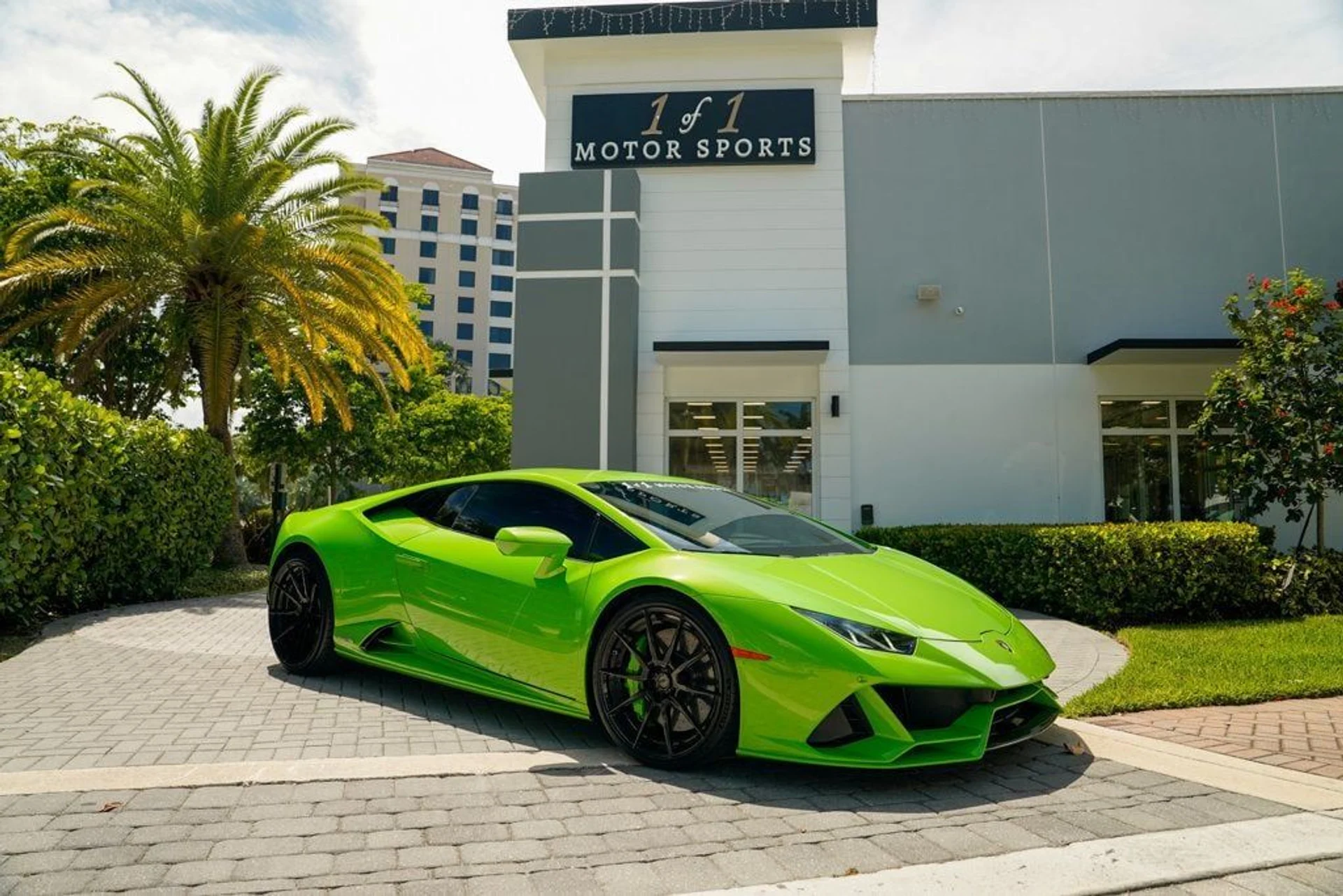 mph000_1032080961_used_2020_lamborghini_huracan_evo_coupeawd_14354_22890839_1_1024_33cf744015