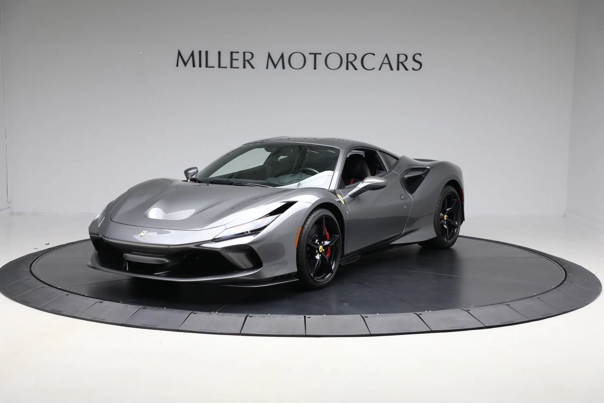 mph000_1042111128_Used_2022_Ferrari_F8_Tributo_1761342513_f65b84569e