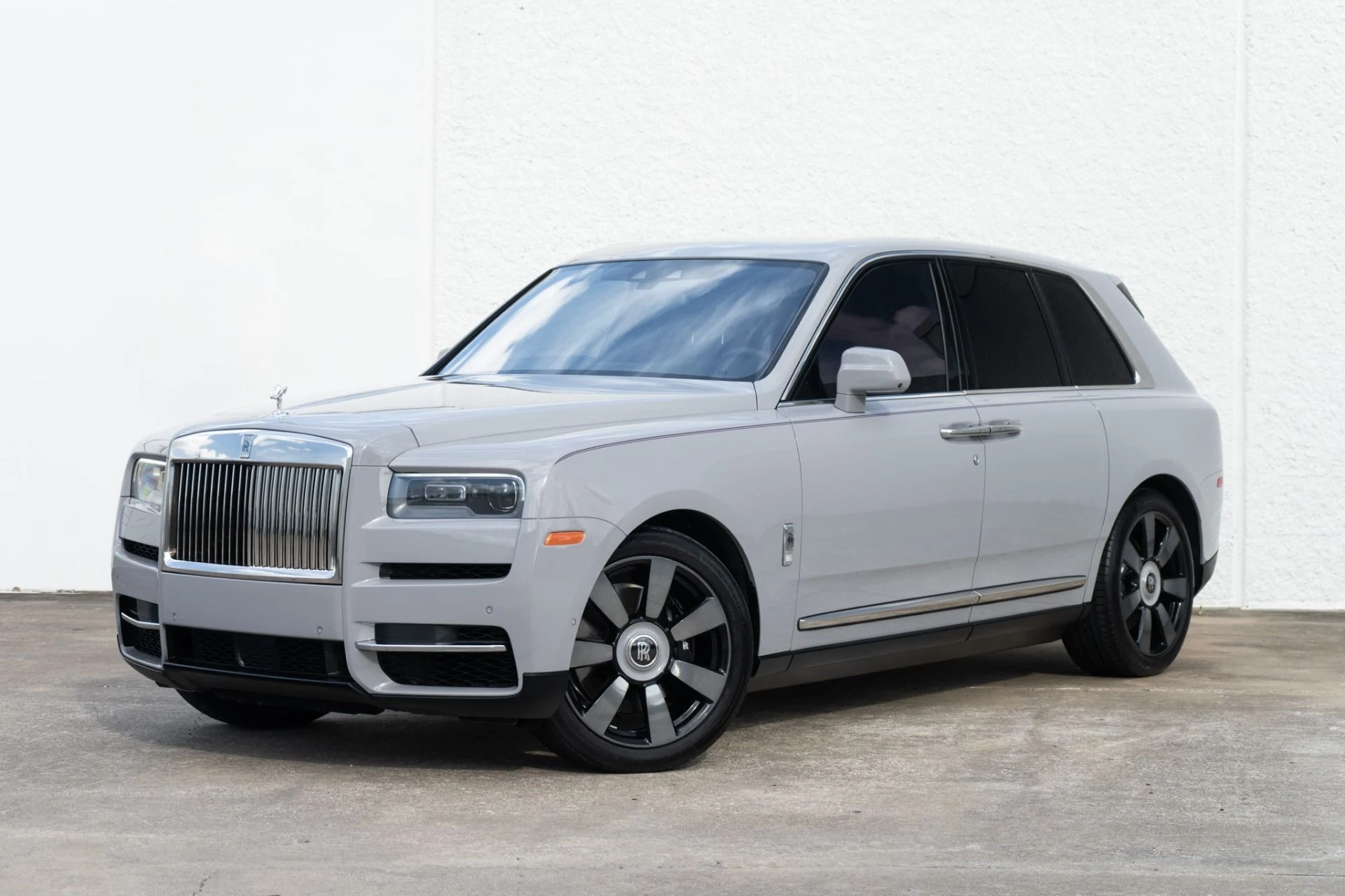 mph000_1057352751_Used_2024_Rolls_Royce_Cullinan_1787179437_724f1360f7