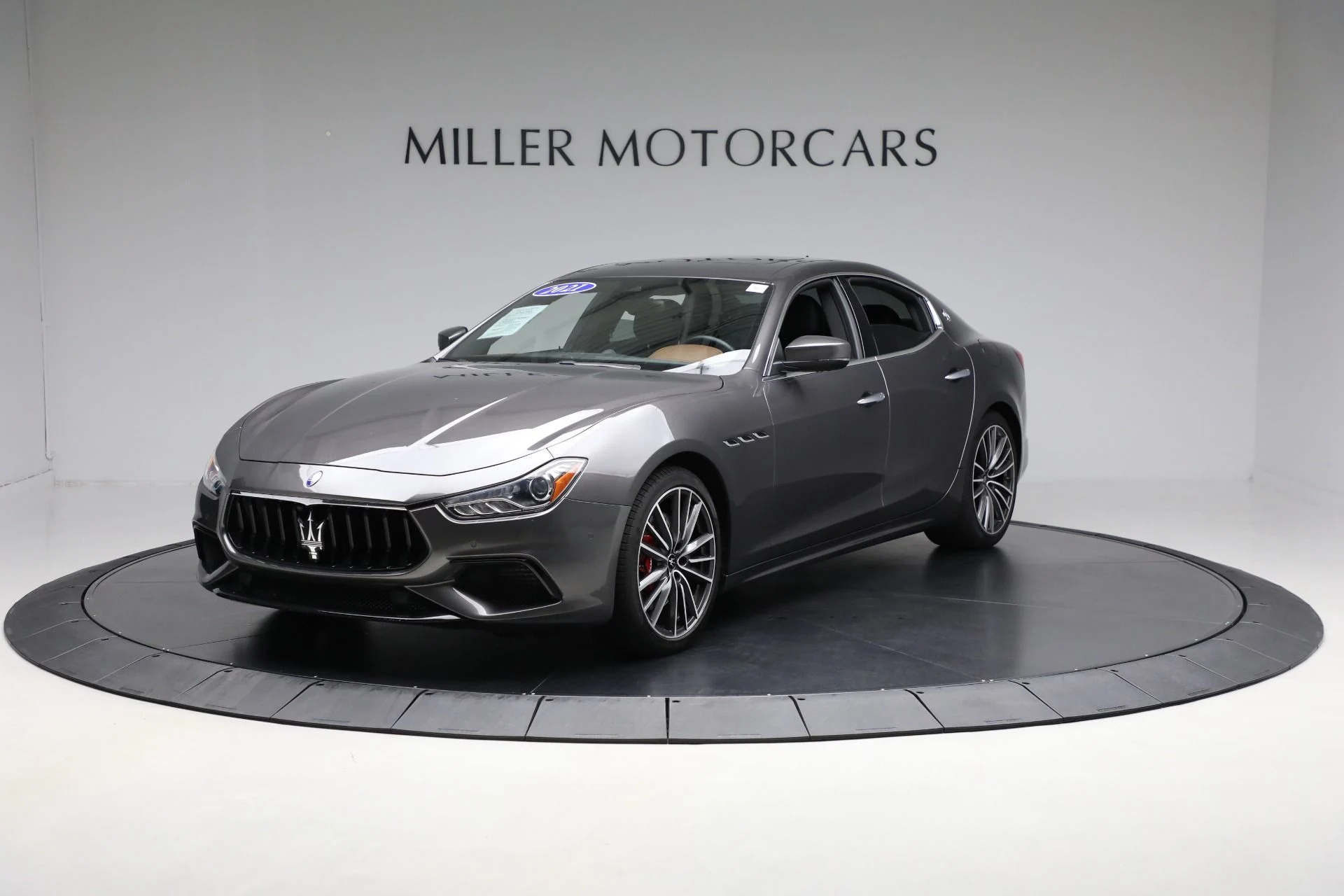 mph000_107654989_Used_2021_Maserati_Ghibli_S_Q4_2991df0778