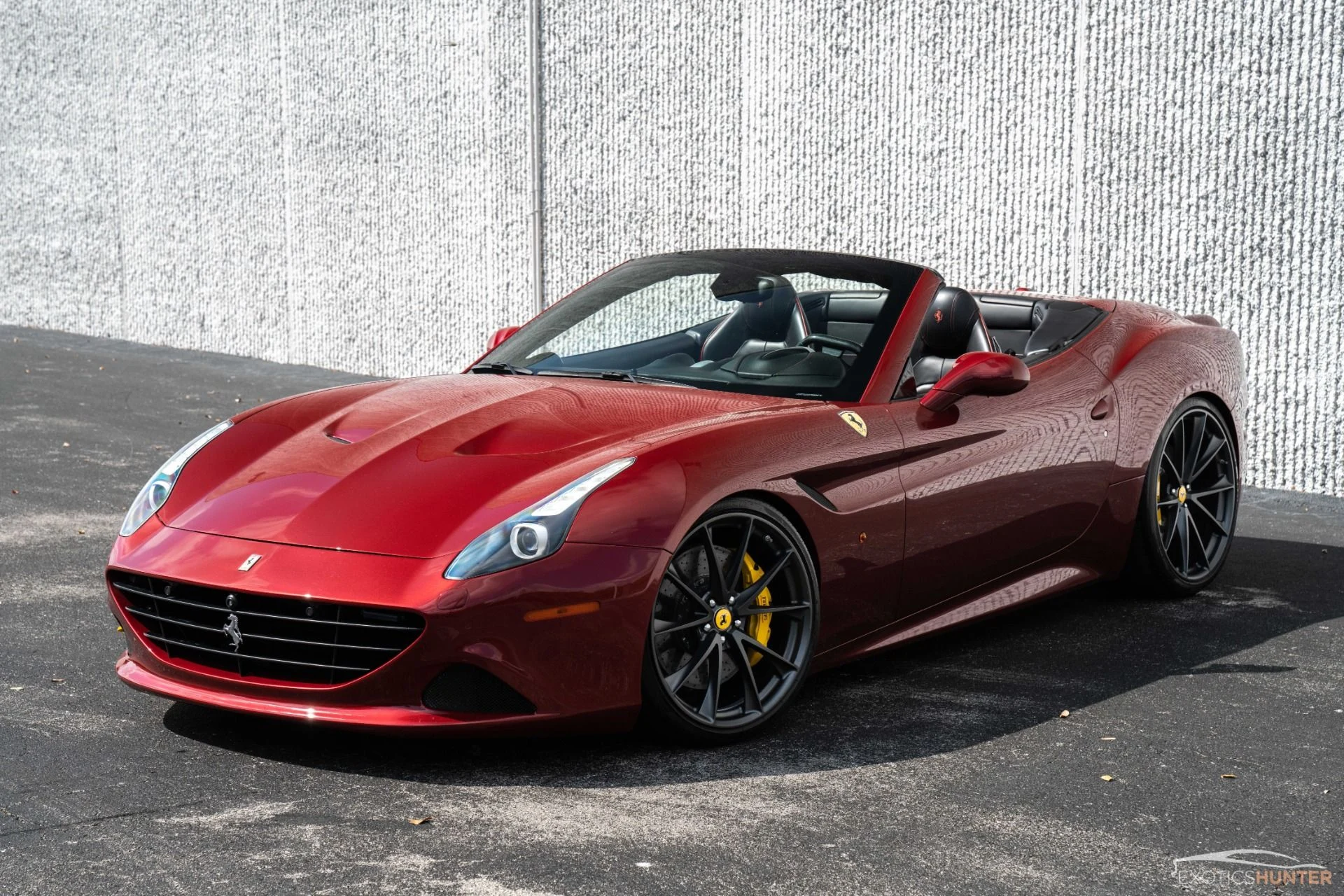 mph000_109104514_Used_2015_Ferrari_California_T_Lowered_on_HRE_Forged_Wheels_w_Daytona_Style_Seats_Carbon_Driver_Zone_1757711944_72c655a74a