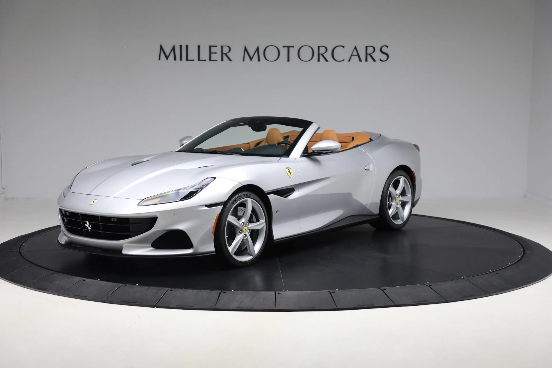 mph000_1124695025_Used_2022_Ferrari_Portofino_M_85be8fa1b0