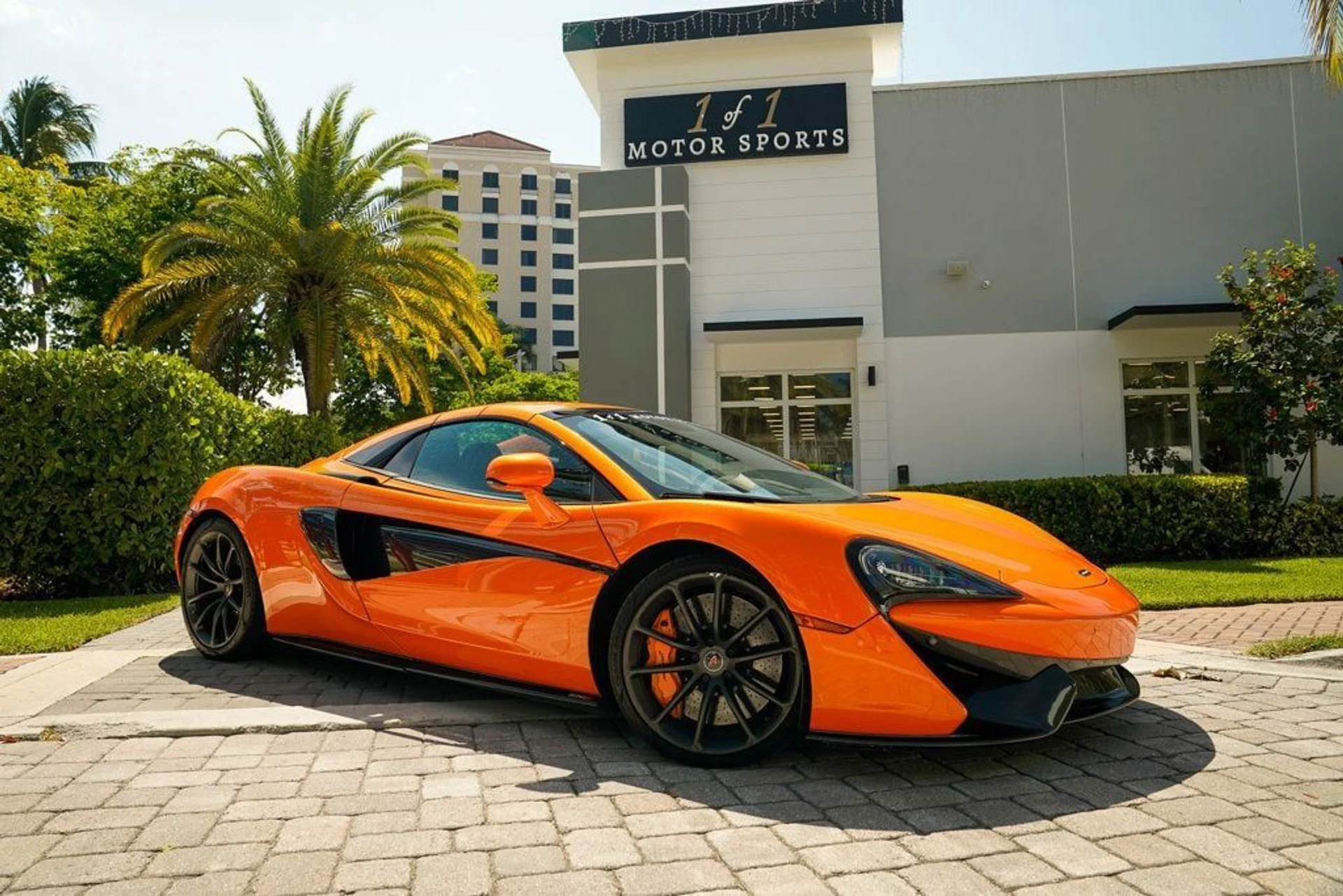mph000_1141801356_used_2018_mclaren_570s_spider_14354_22891400_1_1024_280ec76940