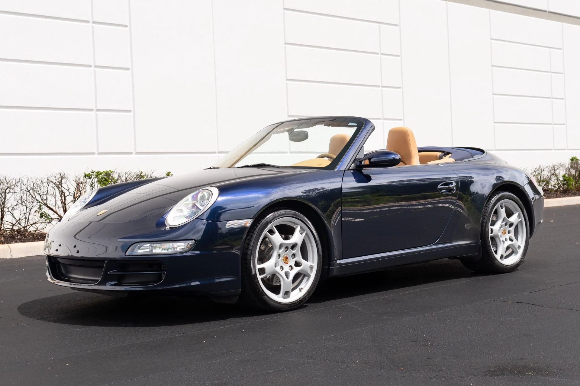 mph000_1154689926_Used_2008_Porsche_911_Carrera_1777990677_2791be3c9d