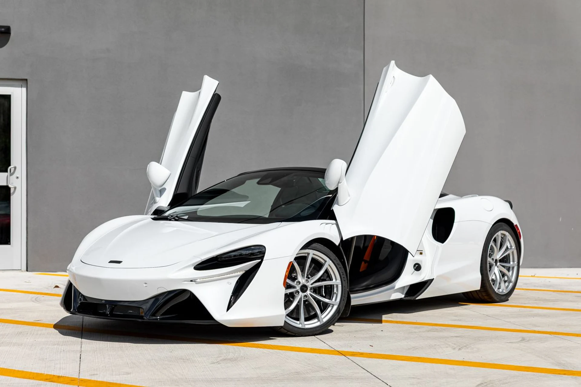 mph000_1166826280_New_2025_Mc_Laren_Artura_Spider_ba4defceef