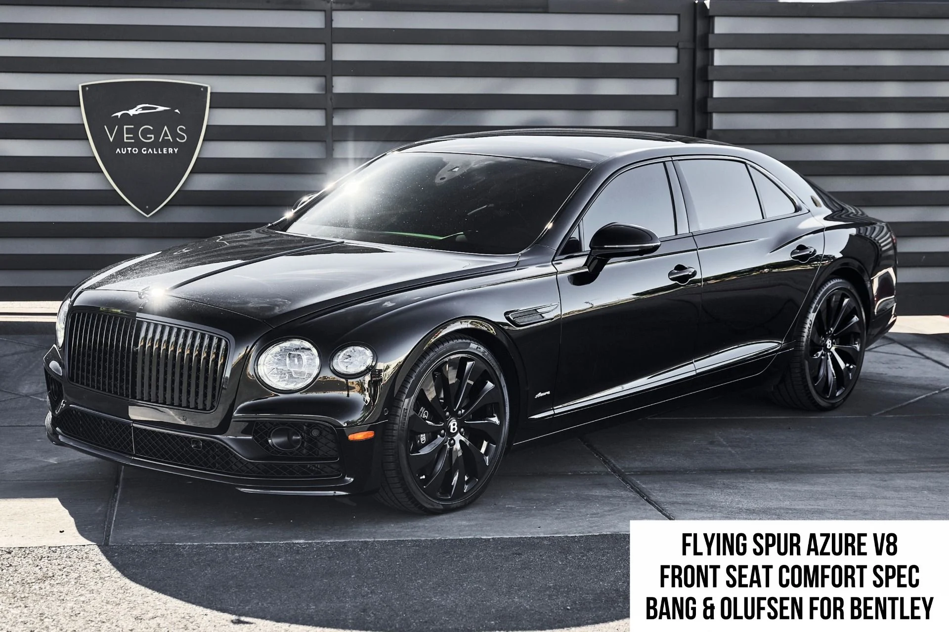 mph000_1189460965_Used_2023_Bentley_Flying_Spur_V8_1789628039_a3718f398a