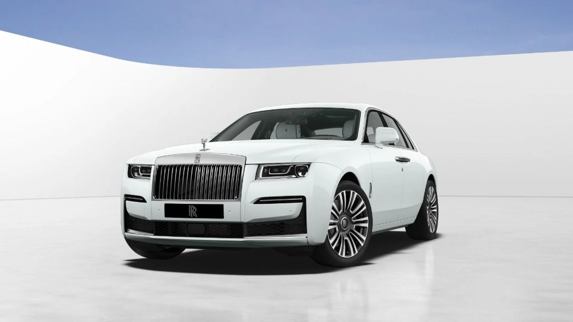 mph000_1200033580_Used_2023_Rolls_Royce_Ghost_1682798427_1a01fec7ee