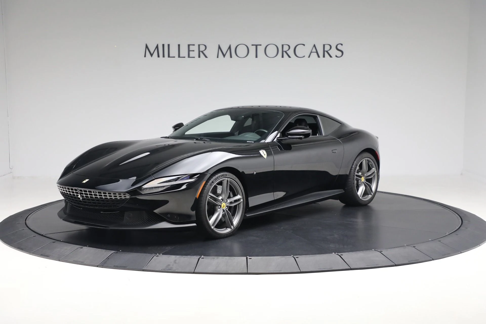 mph000_1201424299_Used_2022_Ferrari_Roma_18d34f4203
