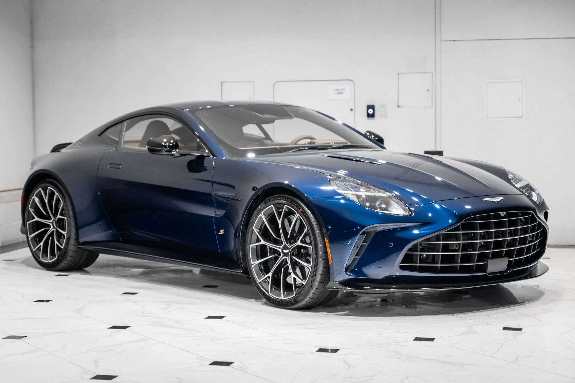 mph000_1201687307_New_2026_Aston_Martin_Vantage_S_Coupe_1767379959_16ba305b24