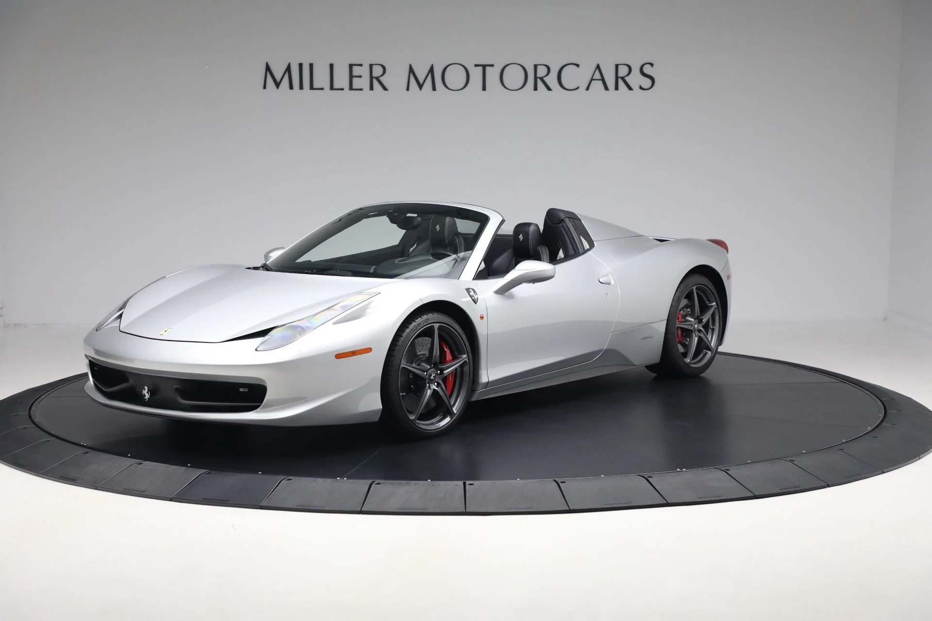 mph000_1225796374_Used_2015_Ferrari_458_Spider_acbd1ab983